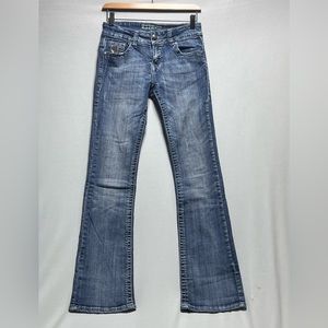 Women’s zipper blue jeans, size 9 with sparkly pockets